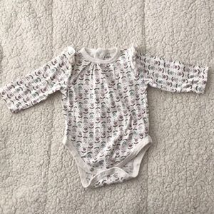 Sonoma onesie, floral print, cream color. 0-3mo